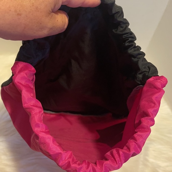 UNDER ARMOUR SACKPACK - Picture 4 of 4